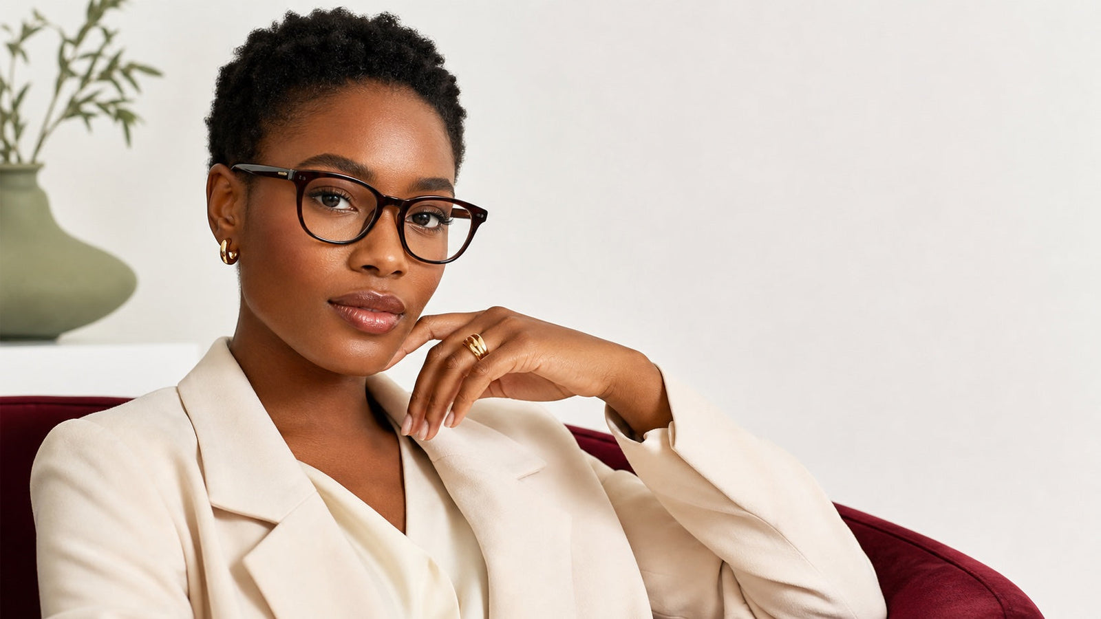 Best Frames for Strong Prescriptions: Shape, Size, and Lens Thickness