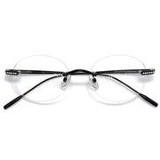 Light luxury and delicate makeup-free glasses