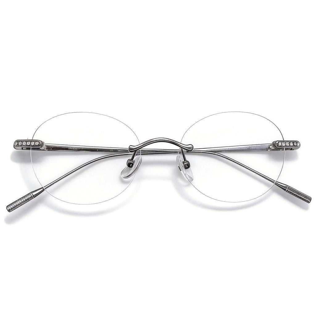 Light luxury and delicate makeup-free glasses