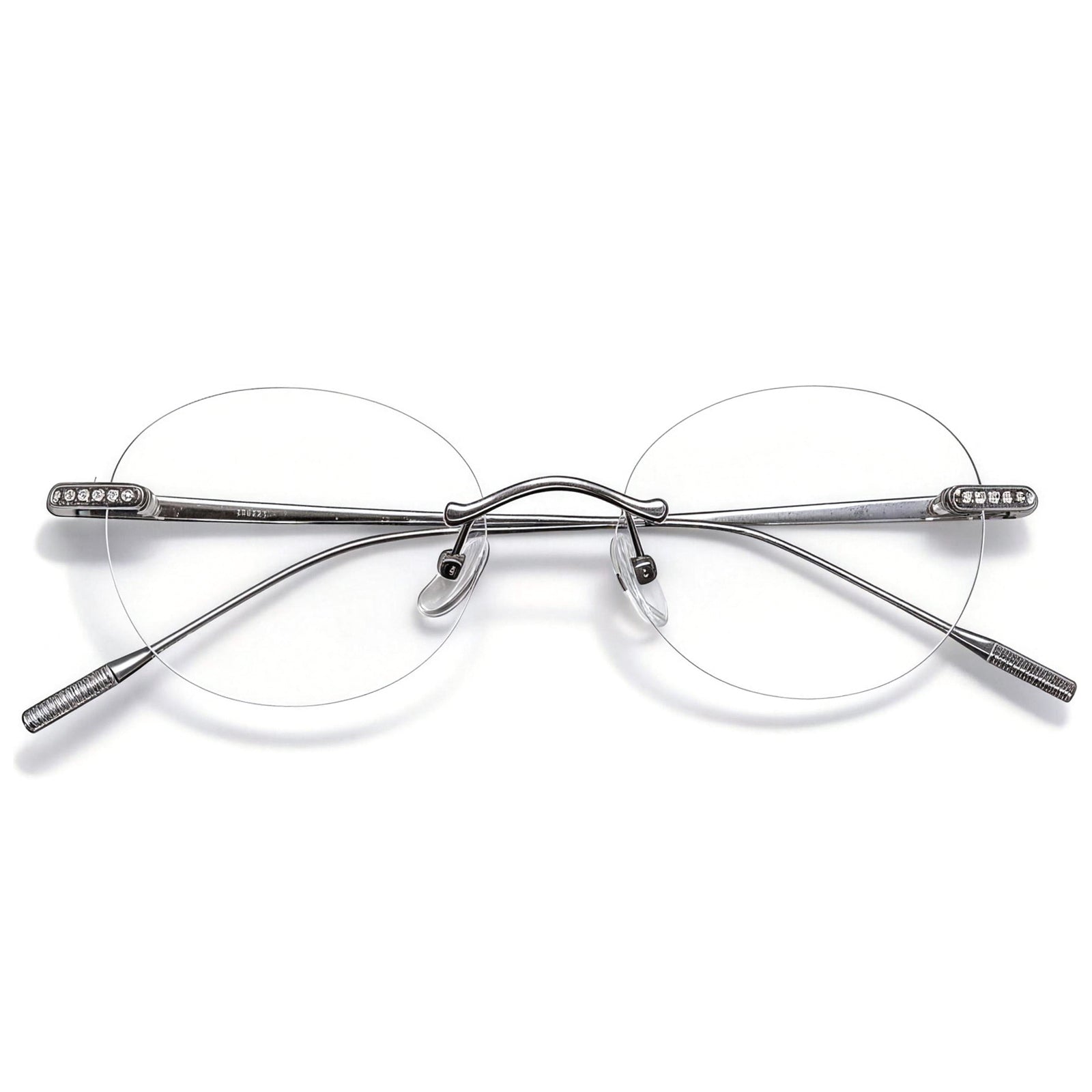 Light luxury and delicate makeup-free glasses