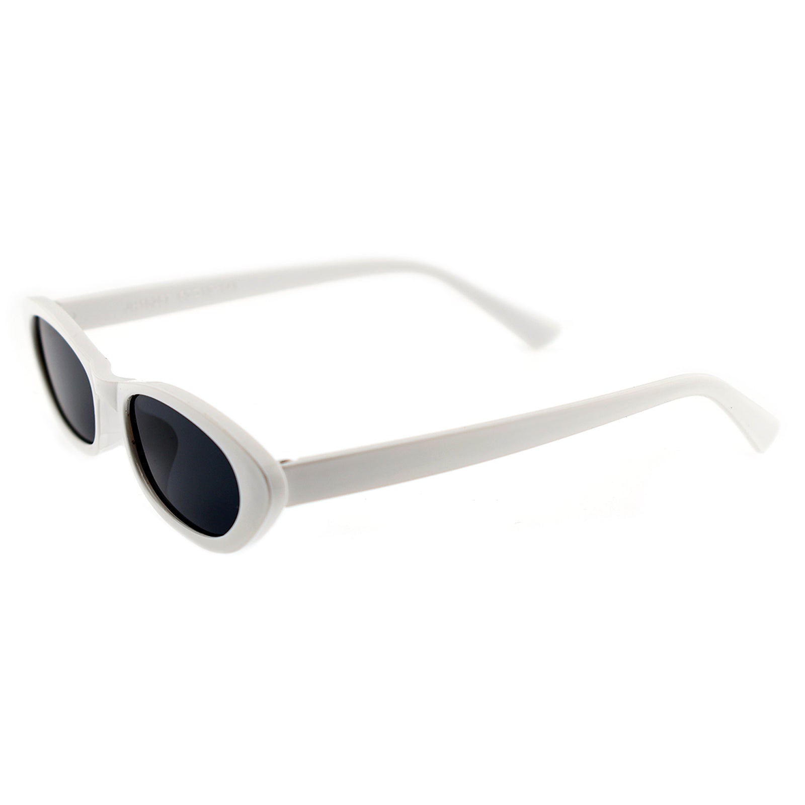 Retro Black Narrow Cat-Eye Sunglasses for Women