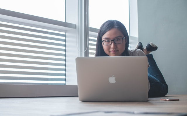 Progressive lenses: what to check before ordering online
